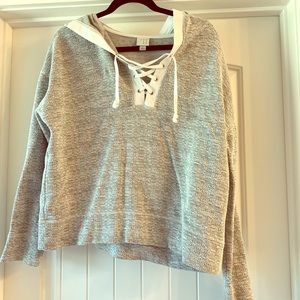 Women’s hoodie pull over